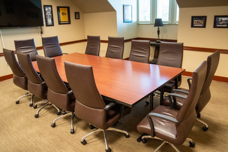 SUPB Room (S302) with table and chairs