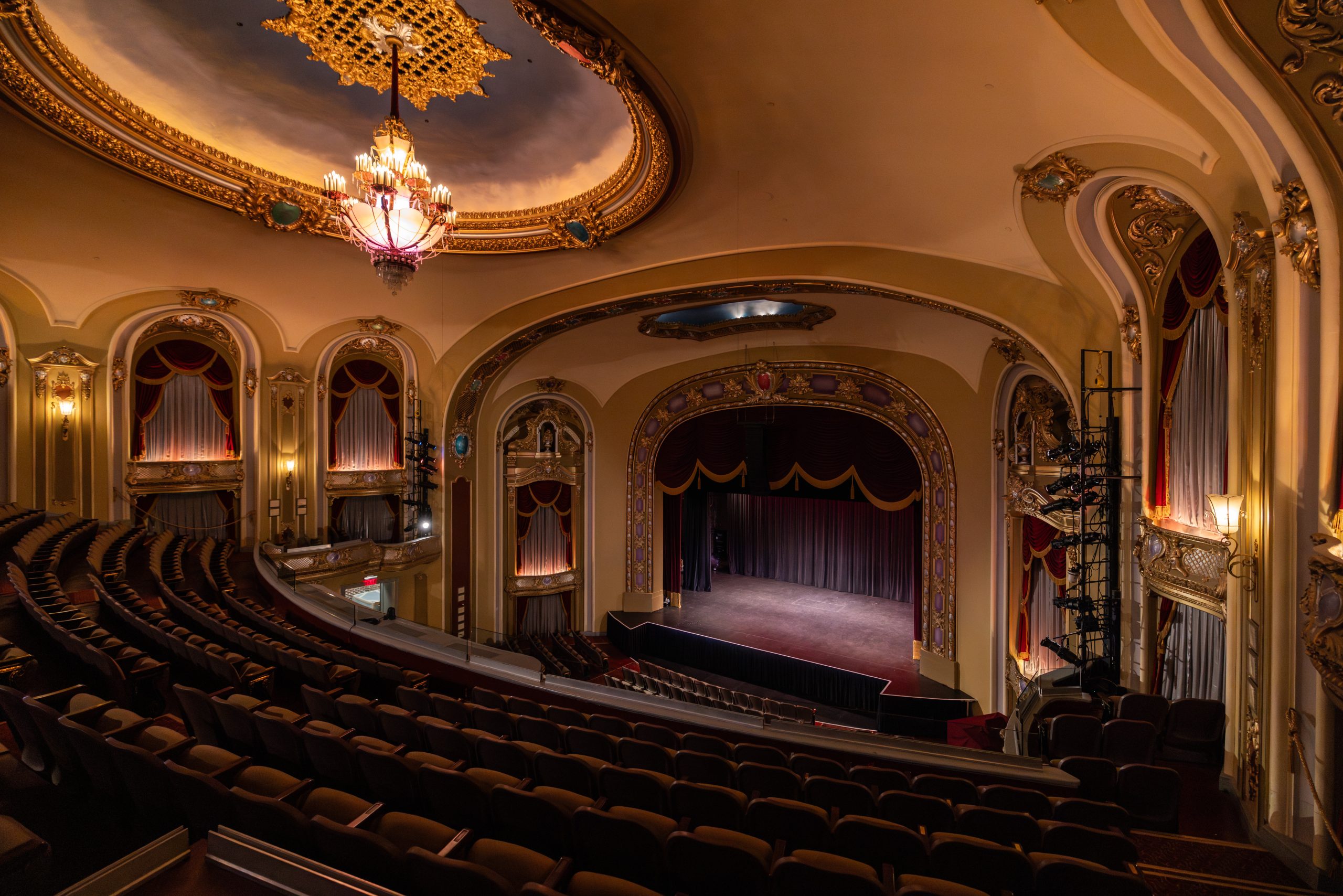 Missouri Theatre seats and stage