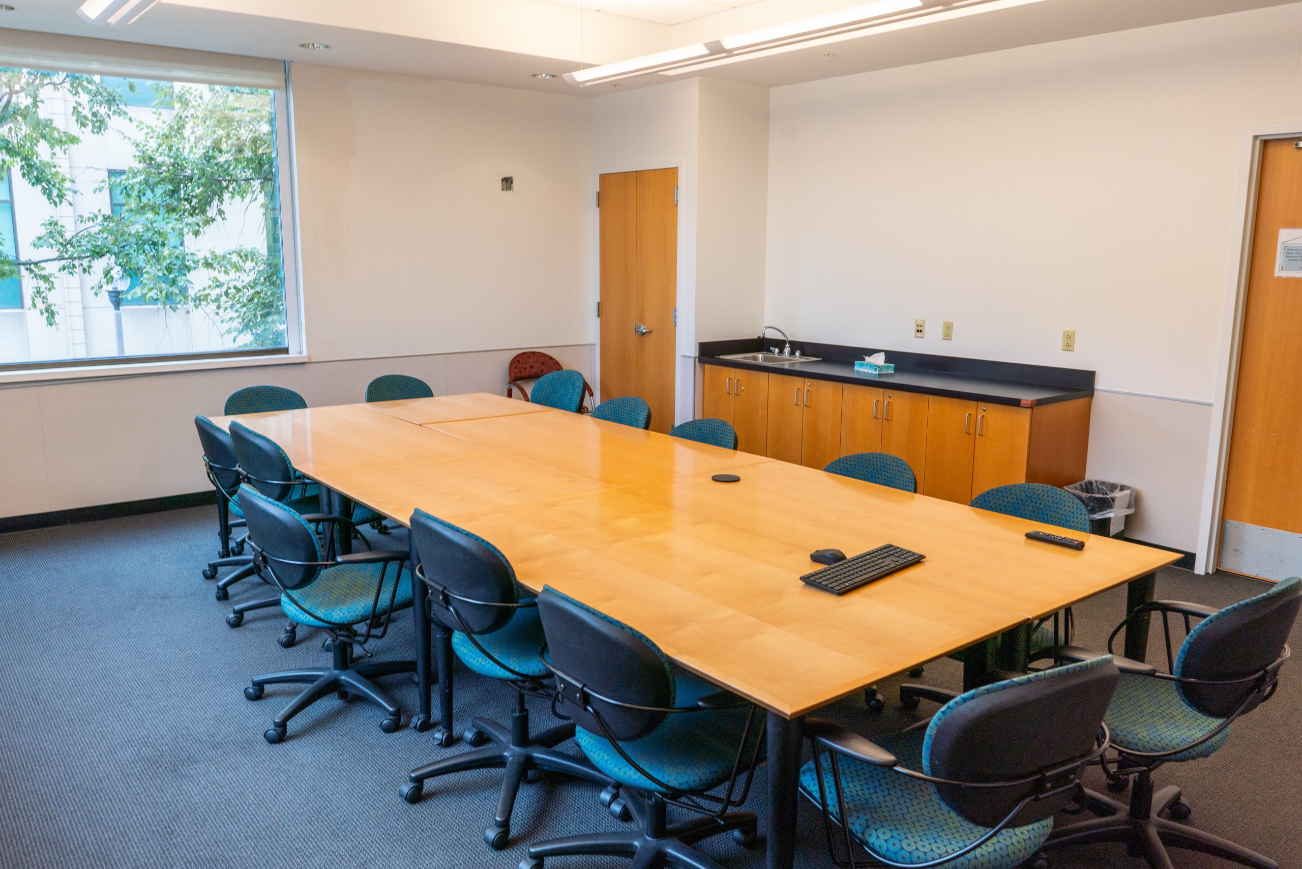 Meeting room space in Bond Life Sciences Center